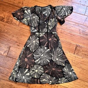 Betsey Johnson Dress Women’s US2 100% Silk Black Silver Floral